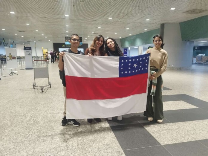 PMAM_ALUNOS_CMPM_EMBARQUE_OLIMIADAS_MATEMATICA_FOTO_DIVULGACAO