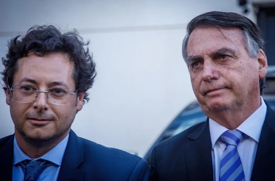 Bolsonaro e advogado