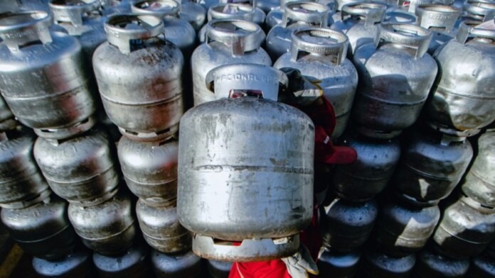 1_botijao_gas_1_15367483-15400040