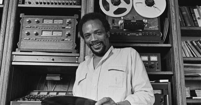 Quincy_Jones_studio