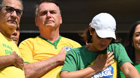 BOLSONARO E MICHELLE