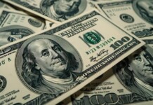 Dólar fecha em alta de R$ 6,19 e Ibovespa registra queda