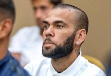 Daniel Alves se converte e surge cantando louvor, enquanto estuda para se tornar pastor
