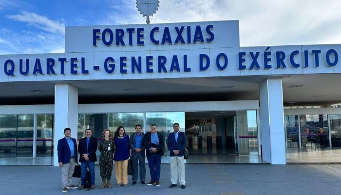 A convite do Exército, EST/UEA vai a Brasília e amplia interlocução para novas parcerias