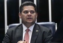 Alcolumbre anuncia votação de pauta-bomba horas após indicação de Messias ao STF