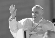 Papa Francisco morre aos 88 anos em sua residência no Vaticano
