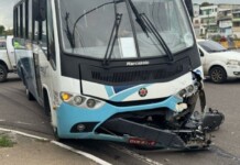Tragédia! Motociclista morre em colisão com micro-ônibus na zona oeste de Manaus