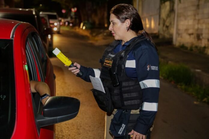 Detran-AM_Operacao-Lei-Seca_Creditos-Divulgacao-Detran-AM-2-1536x1023