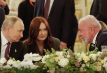 Na Rússia, Lula celebra 80 anos da vitória contra o nazismo