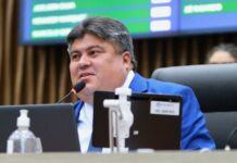 Presidente David Reis realiza pronunciamento na CMM após prisão de vereador Rosinaldo Bual