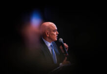 Bolsonaro fez “confissão flagrante” de obstrução de Justiça, afirma Moraes no STF