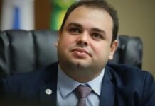 Leis de Roberto Cidade reforçam compromisso com a primeira infância no Amazonas