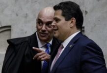 Alcolumbre deve rejeitar pedido de impeachment de Moraes