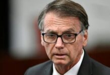 Sob risco de prisão, Bolsonaro tem até 21h13 para responder a Alexandre de Moraes