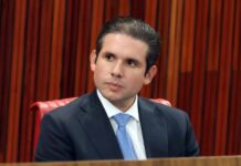 Hugo Motta proíbe sessões de comissões que homenageariam Bolsonaro