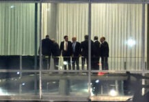 Jantar de Lula no Alvorada tem só seis dos 11 ministros do STF