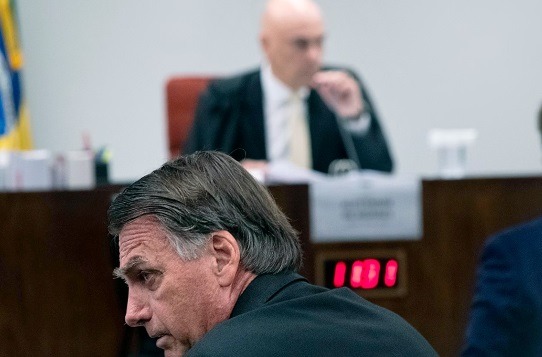 BOLSONARO E MORAES
