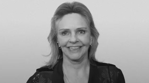 angela ro ro