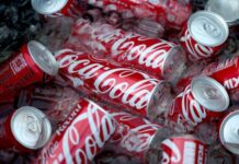 Coca-Cola é condenada a pagar R$ 5 mil por corpo estranho em refrigerante