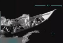 Trump anuncia destruição de barco com drogas na Venezuela em operação que matou 11