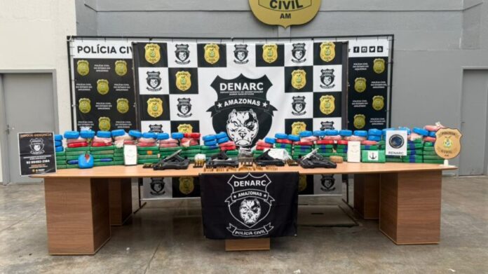 PC-AM_MATERIAIS-APREENDIDOS_FOTOS-BEATRIZ-SAMPAIO-3