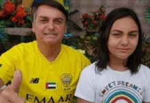 Bolsonaro pede autorização para fazer aniversário de filha de 15 anos