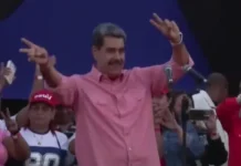 Maduro canta “Imagine” em comício e pede que EUA não ataquem a Venezuela