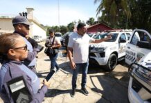 Governador do Amazonas entrega sete novas viaturas e reforça a segurança em Tabatinga