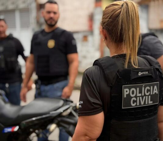 Operação Cavalo de Tróia: PC-AM prende sete integrantes de grupo criminoso suspeito de aplicar golpes em idosos