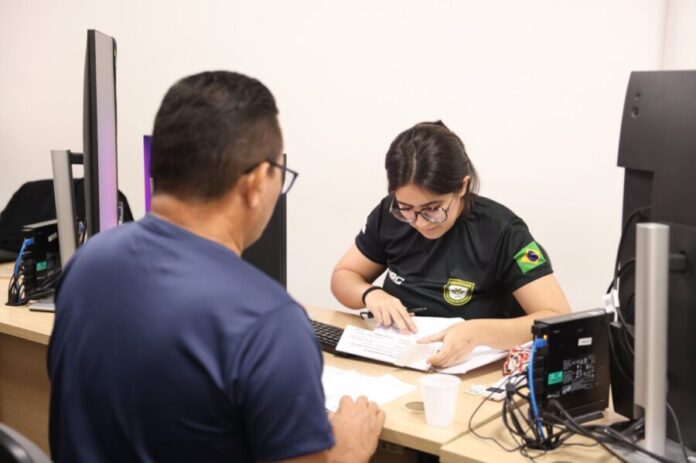 SSP_AM_INICIA_A_ENTREGA_DE_586_APARELHOS_CELULARES_RECUPERADOS_PELO_PROGRAMA_RECUPERAFONE_FOTOS_VICTOR_LEVY_SSP_AM-3-1536x1023