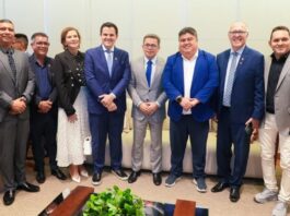 Presidente David Reis e vereadores da CMM prestigiam solenidade de entrega do Colar do Mérito de Contas no TCE-AM