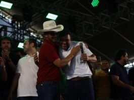 Em inauguração da AM-010, Wilson Lima reúne prefeitos da base aliada e oposição