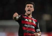 Arrascaeta marca os gols e leva Flamengo à semifinal da Copa Intercontinental