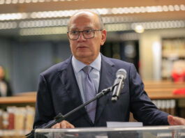 Ministro Gilmar Mendes do STF decide que apenas PGR pode pedir impeachment de ministros da Corte