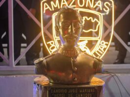 PMAM homenageia data de retorno da Guerra de Canudos e concede medalhas a servidores da Segurança Pública