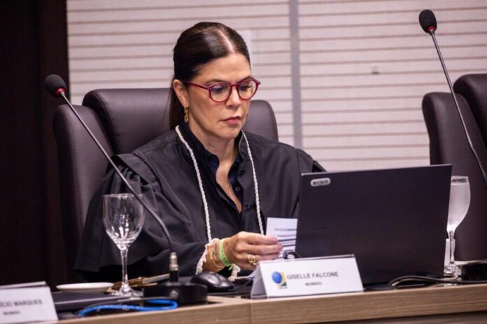 WhatsApp Image 2025-12-04 at 21.57.39