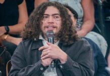 Whindersson conta sobre homem que o deixou emocionalmente “mexido” durante tratamento