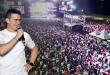 Rejeitado pela maioria dos manauaras, David Almeida é vaiado durante Réveillon gospel na Ponta Negra