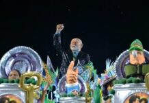 Acadêmicos de Niterói confirma que indivíduo defecou em alegoria do enredo em homenagem a Lula