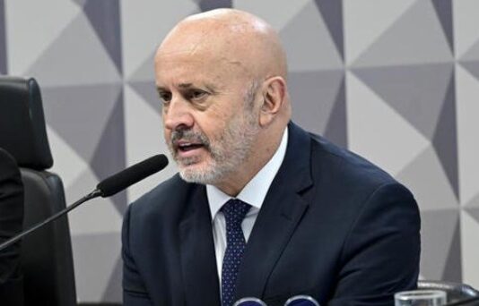 Careca do INSS prepara proposta de delação premiada