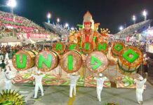 Desempate no samba-enredo garante subida da Reino Unido da Liberdade no Carnaval de Manaus