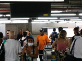 Metrô de SP terá operação 24h na virada de sábado para domingo de carnaval