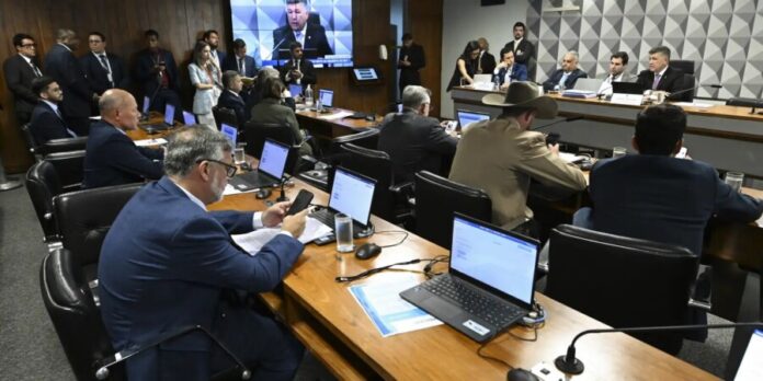 CPMI do INSS busca prorrogação de 60 dias para aprofundar investigações e recorre ao STF