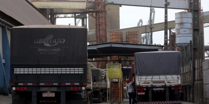 Senado aprova PEC que garante locais de descanso para motoristas profissionais