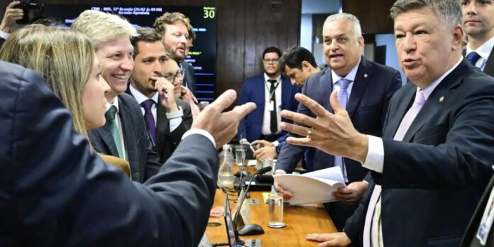 CPMI do INSS: Quebra de sigilo de Lulinha aprovada e André Moura convocado