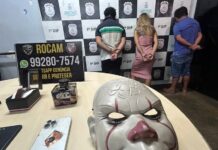 Polícia prende três e recupera parte de joias roubadas em assalto a joalheria em Manaus