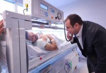 Governador interino Roberto Cidade inaugura cinco câmaras hiperbáricas e amplia tratamento de alta complexidade no Hospital Delphina Aziz
