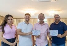 Partido de Omar Aziz amplia força no interior e mais três prefeitos se filiam durante o feriadão