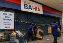 Demissões e fechamento de lojas da Casas Bahia deixam dúvidas sobre operação no AM
